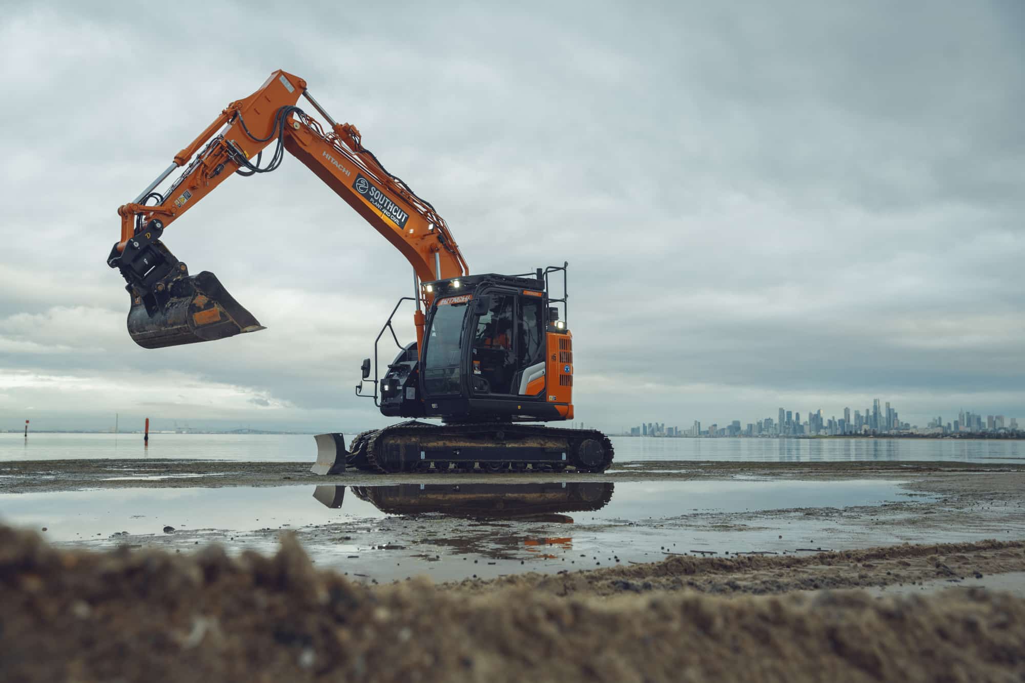 SouthCut Plant and Civil - Hitachi Construction Machinery Australia